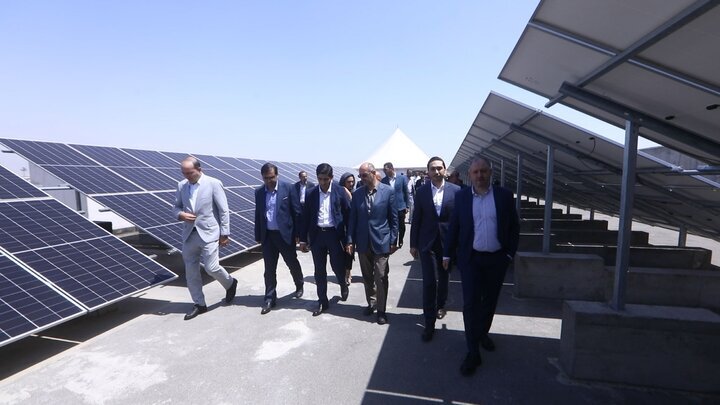 بزرگ‌ترین نیروگاه خورشیدی انشعابی استان تهران در مارلیک افتتاح شد