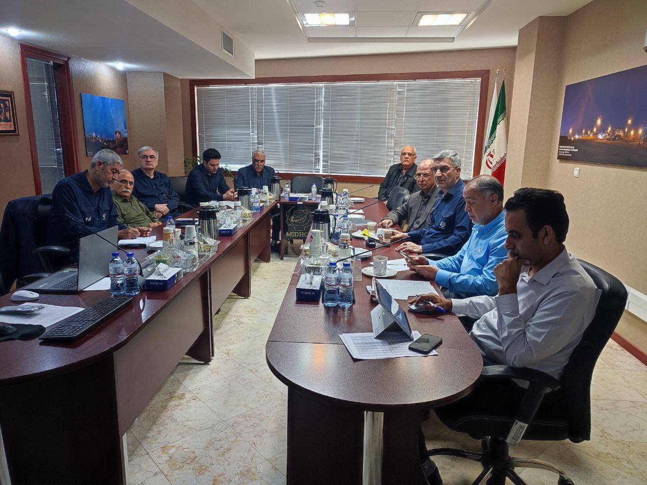 به طور همزمان در تهران، کرمان و اصفهان دویستوبیستوهشتمین جلسه تولید هلدینگ میدکو برگزار شد به طور همزمان در تهران، کرمان و اصفهان دویستوبیستوهشتمین جلسه تولید هلدینگ میدکو برگزار شد