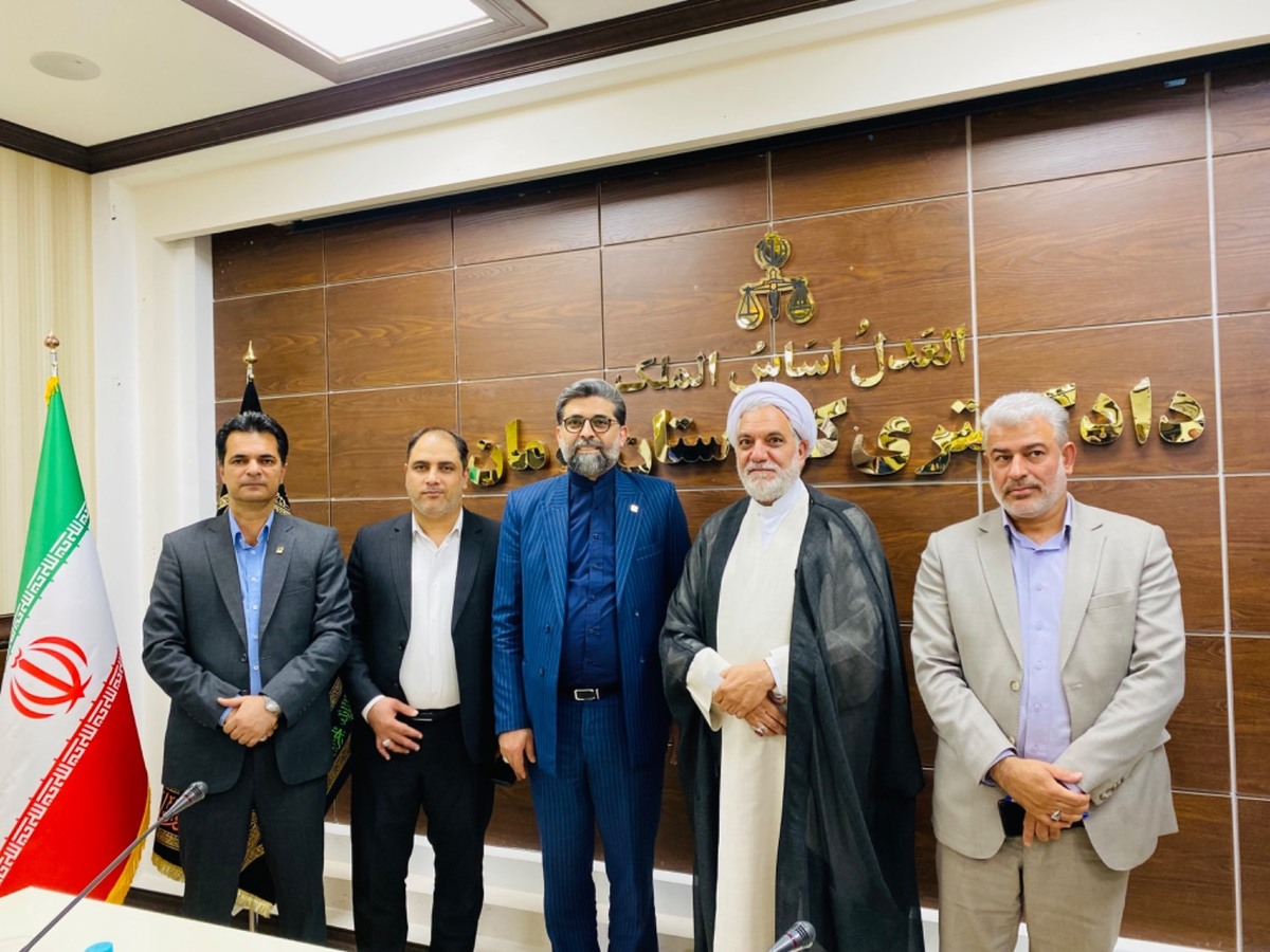 سند مالکیت ۸۱۳ واحد صنعتی استان کرمان اعطا شد