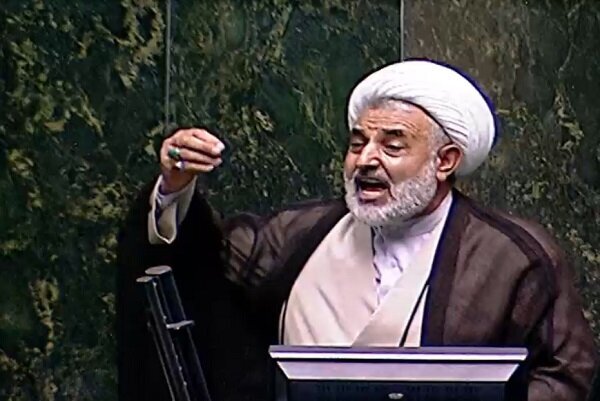 مطورزاده: اتابک عالمی است که خوب فکر و عمل می‌کند