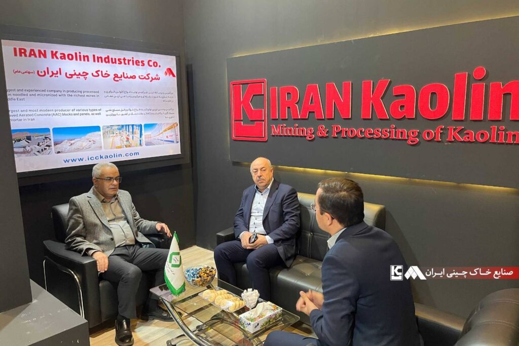 حضور صنایع خاک چینی ایران در نمایشگاه بینالمللی صادرات به آسیای میانه و افغانستان حضور صنایع خاک چینی ایران در نمایشگاه بینالمللی صادرات به آسیای میانه و افغانستان